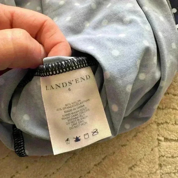 Lands end Polk a dot swim top size 6 - Picture 3 of 4